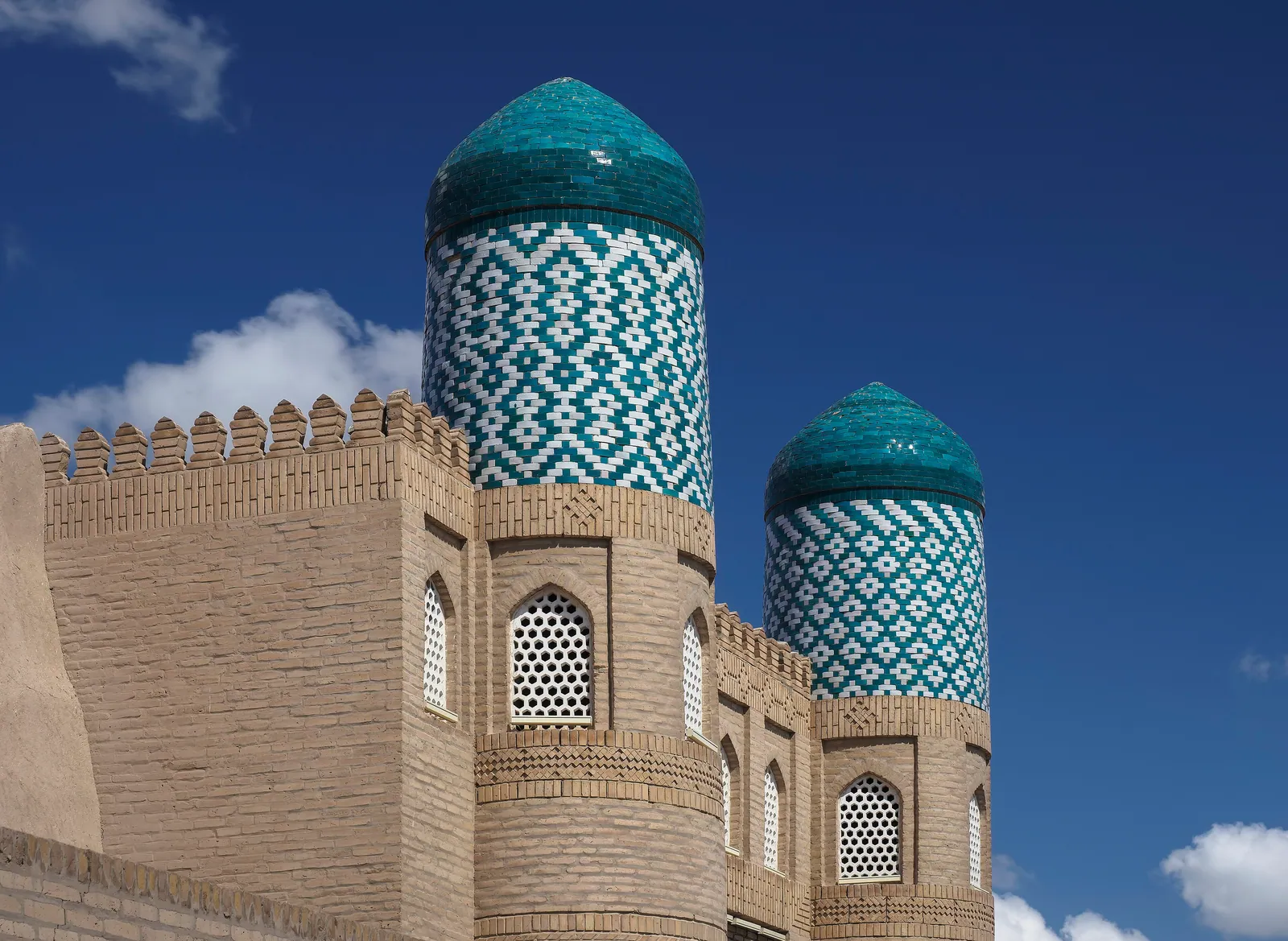 Samarcanda — Konya Ark towers (Цитадель Куня-Арк, Koʻhna ark), Itchan Kala, Khiva