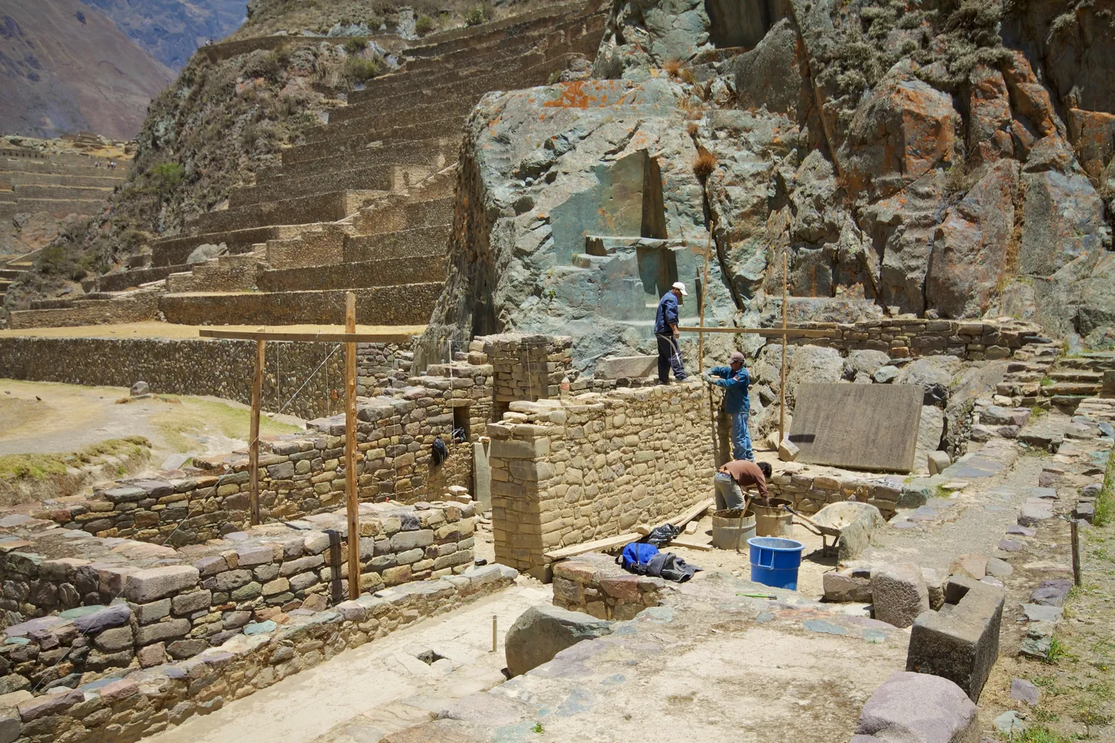 Cusco — Peru - Sacred Valley & Incan Ruins 259 - Ollantaytambo ruins (8115068265)